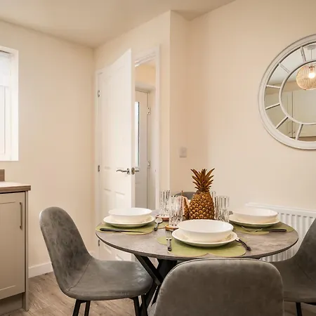 펜션 Poppy House - Coastal Getaway 2 Bedroom In Scalby 스칼비