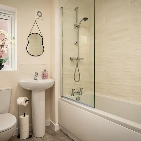 Poppy House - Coastal Getaway 2 Bedroom In