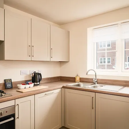 펜션 Poppy House - Coastal Getaway 2 Bedroom In Scalby *
