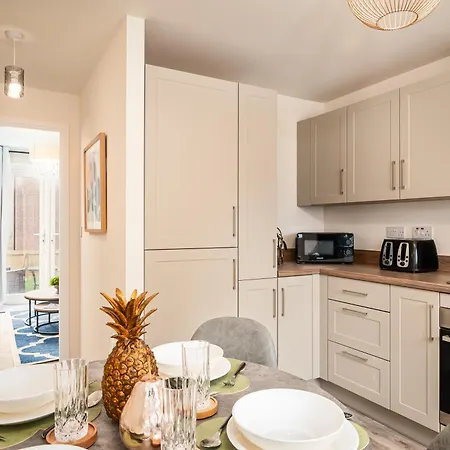 Poppy House - Coastal Getaway 2 Bedroom In