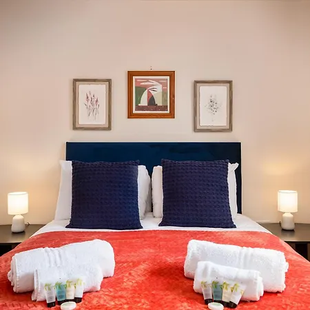 Semesterbostad Poppy House - Coastal Getaway 2 Bedroom In *