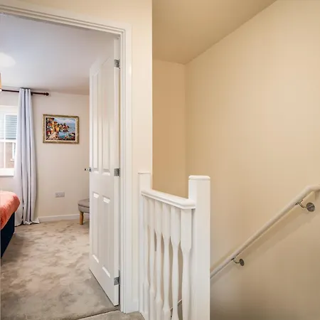 Semesterbostad Poppy House - Coastal Getaway 2 Bedroom In
