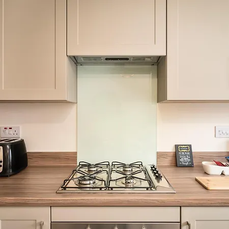 Poppy House - Coastal Getaway 2 Bedroom In Scalby